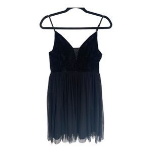 BCBGeneration Women's Black Adjustable Straps Velvet & Lace Bodice Tule Skirt Dr